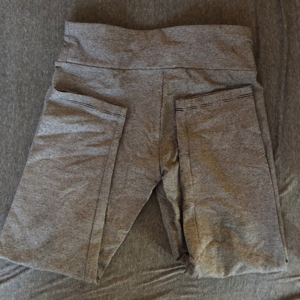 Calvin Klein Workout Leggings (Small)